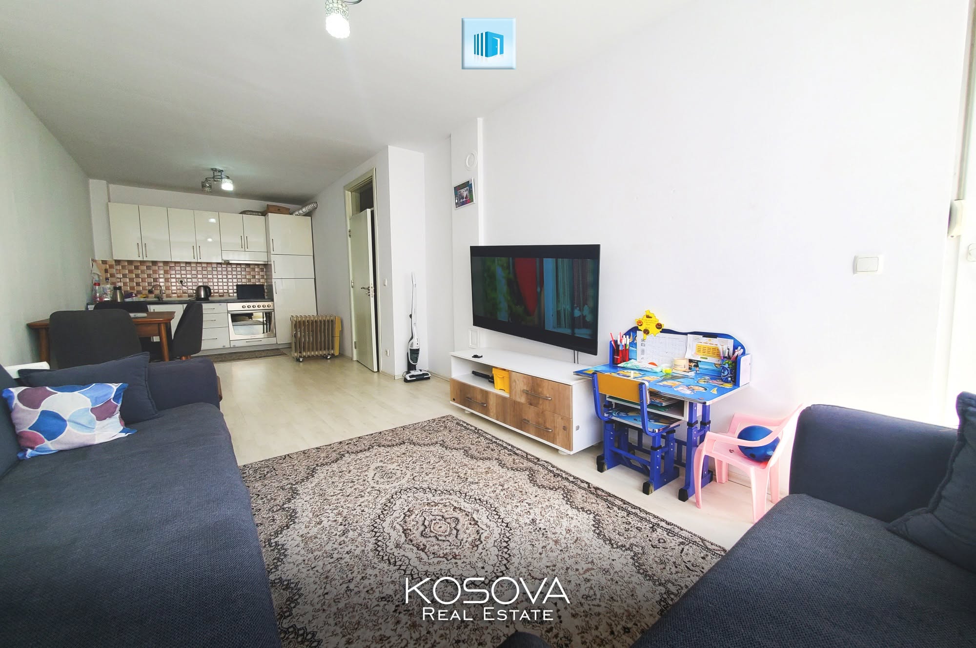 SHITET BANESË komode e mobiluar në Fushë Kosovë me 1 dhomë të fjetjes — foto 3